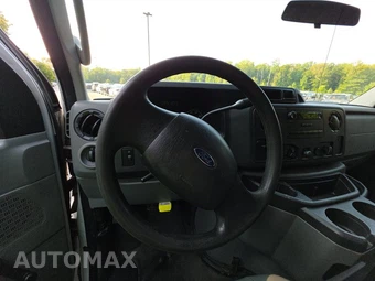 2010 Ford E-250 Recreational Van 138.0" WB - miniatura 25