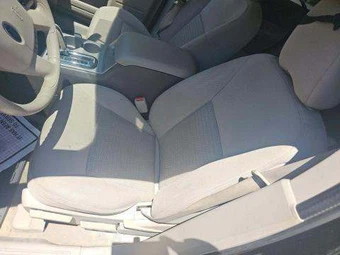 2010 Ford Edge SE – miniatura 7