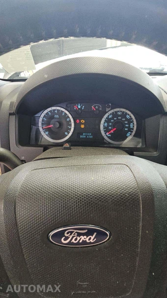 2010 Ford Escape Limited – miniatura 31