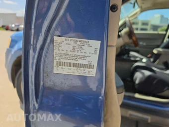 2010 Ford Escape XLS – miniatura 2