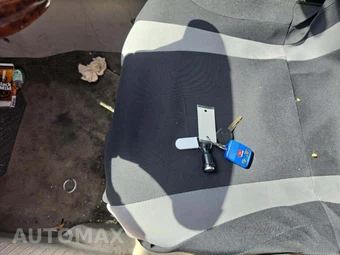 2010 Ford Escape XLS – miniatura 5