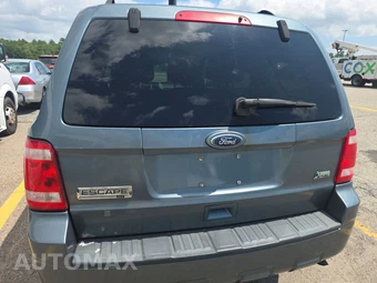 2010 Ford Escape XLT - miniatura 5