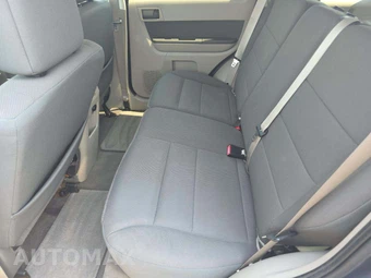 2010 Ford Escape XLT – miniatura 12