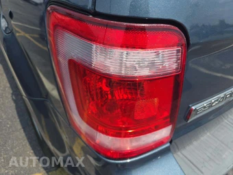 2010 Ford Escape XLT – miniatura 23