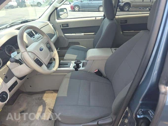 2010 Ford Escape XLT – miniatura 6