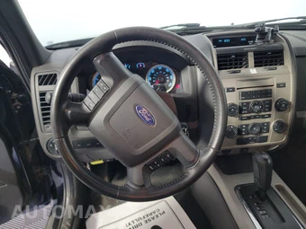 2010 Ford Escape XLT - miniatura 10