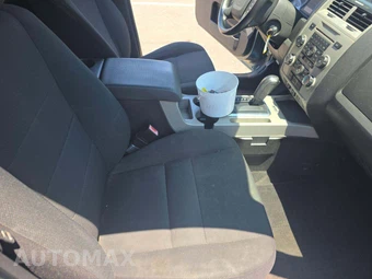 2010 Ford Escape XLT – miniatura 17