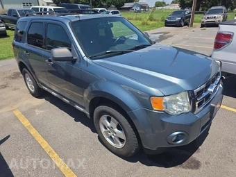 2010 Ford Escape XLT – miniatura 4