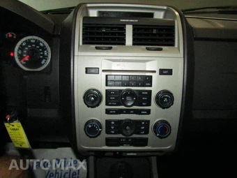 2010 Ford Escape XLT - miniatura 14