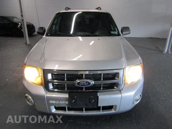 2010 Ford Escape XLT - miniatura 2