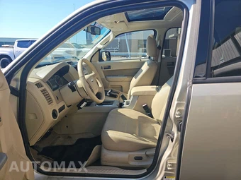 2010 Ford Escape XLT - miniatura 7