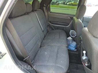 2010 Ford Escape XLT - miniatura 13