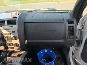 2010 Ford Escape XLT - miniatura 16