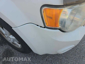 2010 Ford Escape XLT - miniatura 20