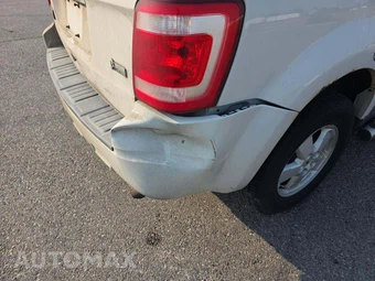 2010 Ford Escape XLT - miniatura 23