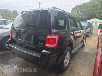 2010 Ford Escape XLT – miniatura 3