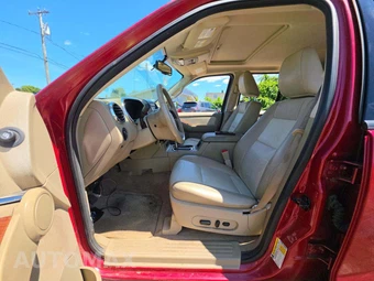 2010 Ford Explorer Eddie Bauer - miniatura 3