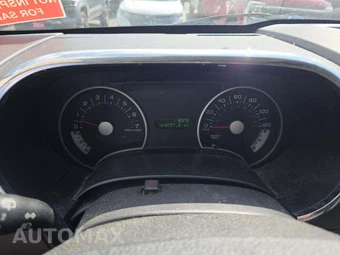 2010 Ford Explorer XLT – miniatura 6