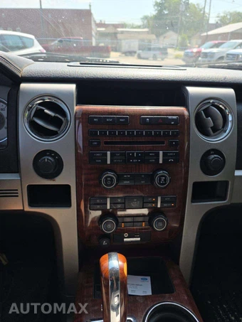 2010 Ford F-150 Lariat Crew Cab Medium Bed – miniatura 10