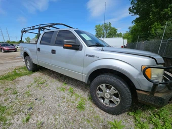 2010 Ford F-150 Lariat Crew Cab Medium Bed - miniatura 3