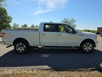 2010 Ford F-150 Lariat Crew Cab Medium Bed - miniatura 4