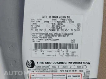 2010 Ford F-150 Lariat Crew Cab Medium Bed - miniatura 5