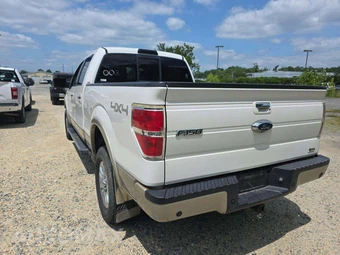 2010 Ford F-150 Lariat Crew Cab Short Bed - miniatura 2