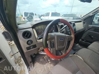 2010 Ford F-150 XL Extended Cab Medium Bed w/Rear Doors – miniatura 11