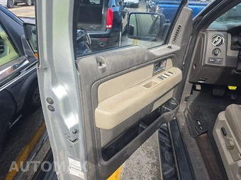 2010 Ford F-150 XLT Crew Cab Short Bed – miniatura 9
