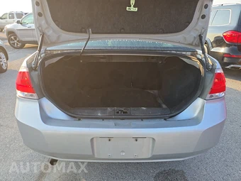 2010 Ford Focus SE Sedan - miniatura 16