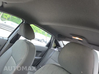 2010 Ford Focus SE Sedan – miniatura 19