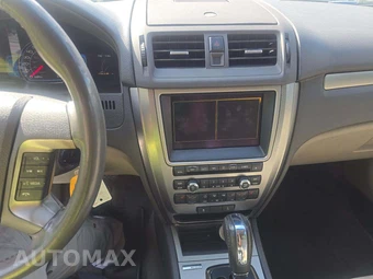 2010 Ford Fusion Hybrid - miniatura 7