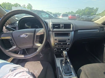 2010 Ford Fusion SE – miniatura 11