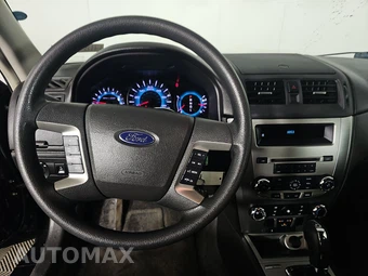 2010 Ford Fusion SE – miniatura 11