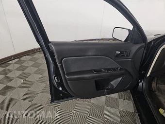 2010 Ford Fusion SE – miniatura 9