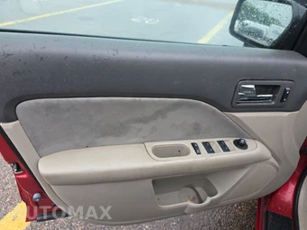 2010 Ford Fusion SE - miniatura 9