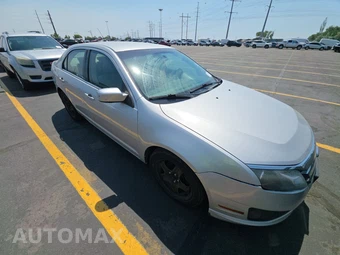 2010 Ford Fusion SE – miniatura 3