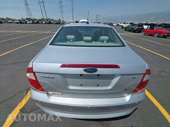 2010 Ford Fusion SE – miniatura 5