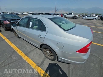 2010 Ford Fusion SE – miniatura 6