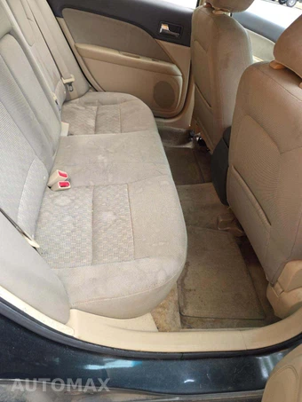 2010 Ford Fusion SE - miniatura 15