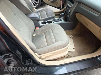 2010 Ford Fusion SE - miniatura 17