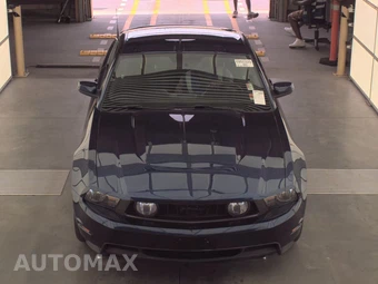 2010 Ford Mustang GT Coupe – miniatura 2