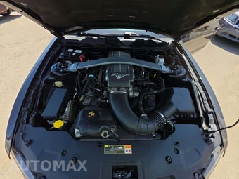 2010 Ford Mustang GT Coupe - miniatura 22
