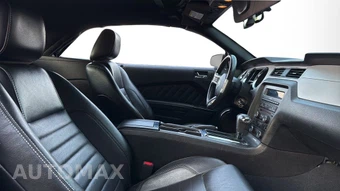 2010 Ford Mustang GT Premium Convertible - miniatura 11