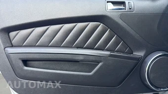 2010 Ford Mustang GT Premium Convertible - miniatura 14