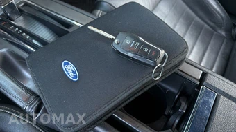 2010 Ford Mustang GT Premium Convertible - miniatura 29
