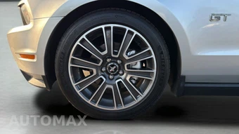 2010 Ford Mustang GT Premium Convertible - miniatura 34