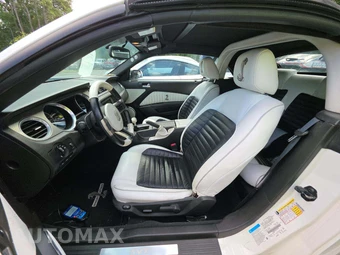 2010 Ford Mustang Shelby GT500 Convertible - miniatura 6