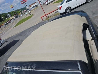 2010 Ford Mustang V6 Convertible - miniatura 12