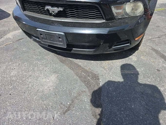 2010 Ford Mustang V6 Convertible - miniatura 21